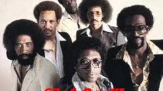 ✿ THE COMMODORES  Sweet Love 1976 ✿ [upl. by Aneeuq]